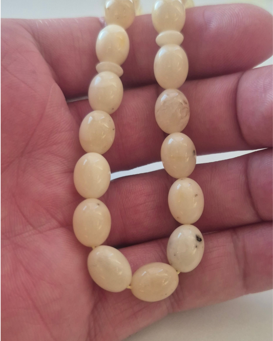 NaturAmber Baltık Sütlü Kehribar Tesbih — 11×8,5 mm Zeytin Kesim · 33 Tane