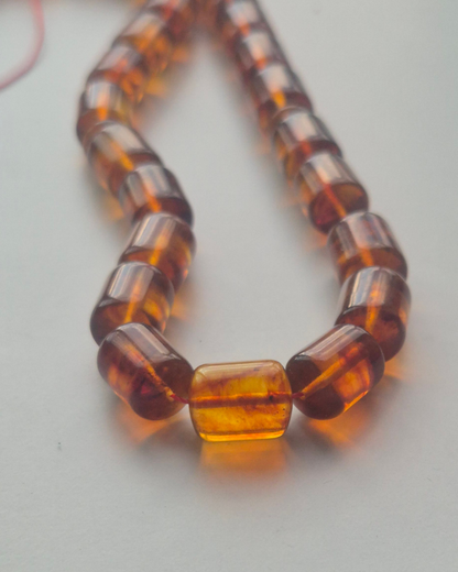 Açık Kahve Sıkma Kehribar Tesbih 11,5x8,5 mm Fıçı Kesim 33 Tane