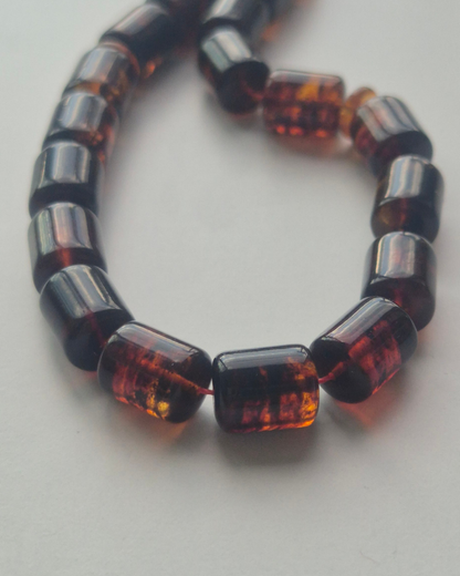Koyu Kahve Sıkma Kehribar Tesbih 10,5x8 mm Fıçı Kesim 33 Tane