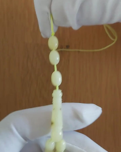Beyaz Sütlü Kaya Damla Kehribar Tesbih — 9,5×6,5 mm Zeytin Kesim · 33 Tane - Baltık kehribarı