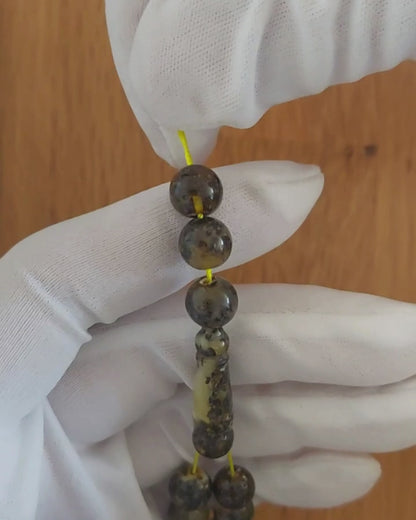 Fosilli Damla Kehribar Tesbih — 9,5 mm Küre Kesim · 33 Tane - Polonya kehribarı